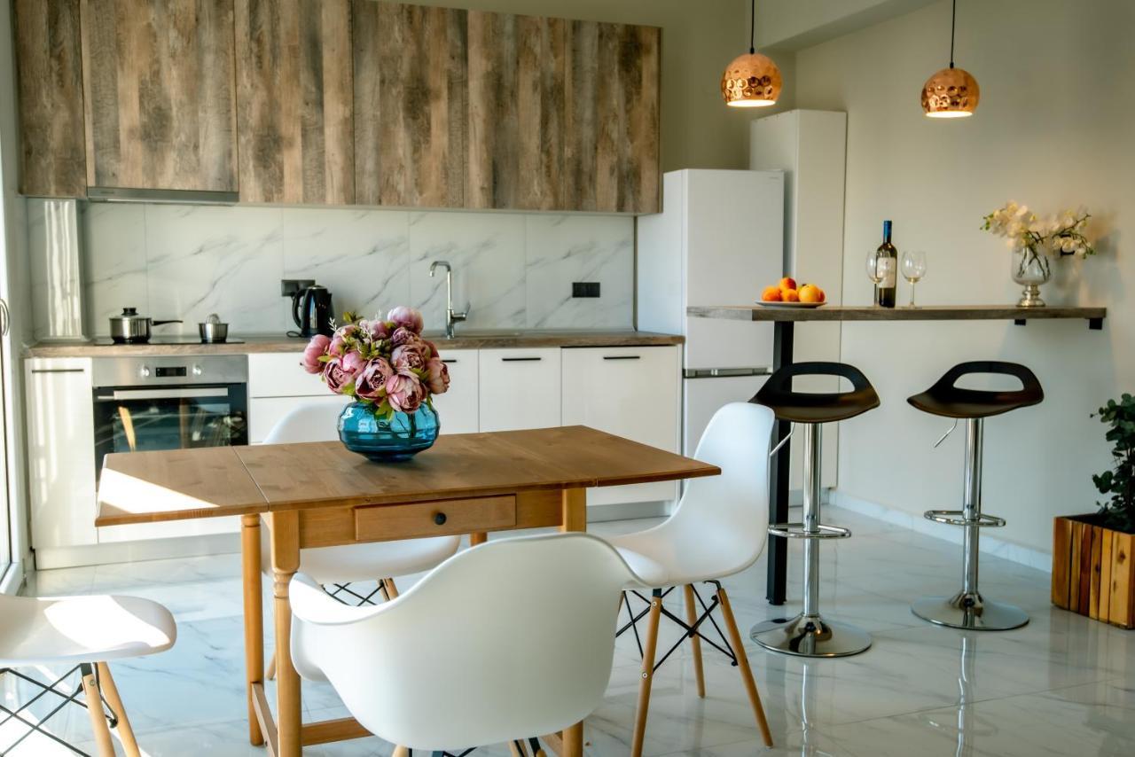 Miracle Luxury Apartments Peraía Dış mekan fotoğraf